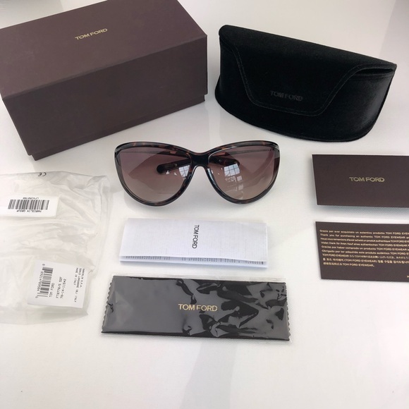 New TOM FORD Tammy Cat Eye Sunglasses - Picture 2 of 16
